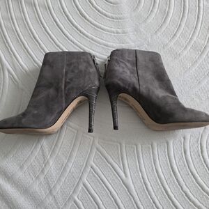 Sam Edelman Kourtney Gray Suede Ankle Booties
